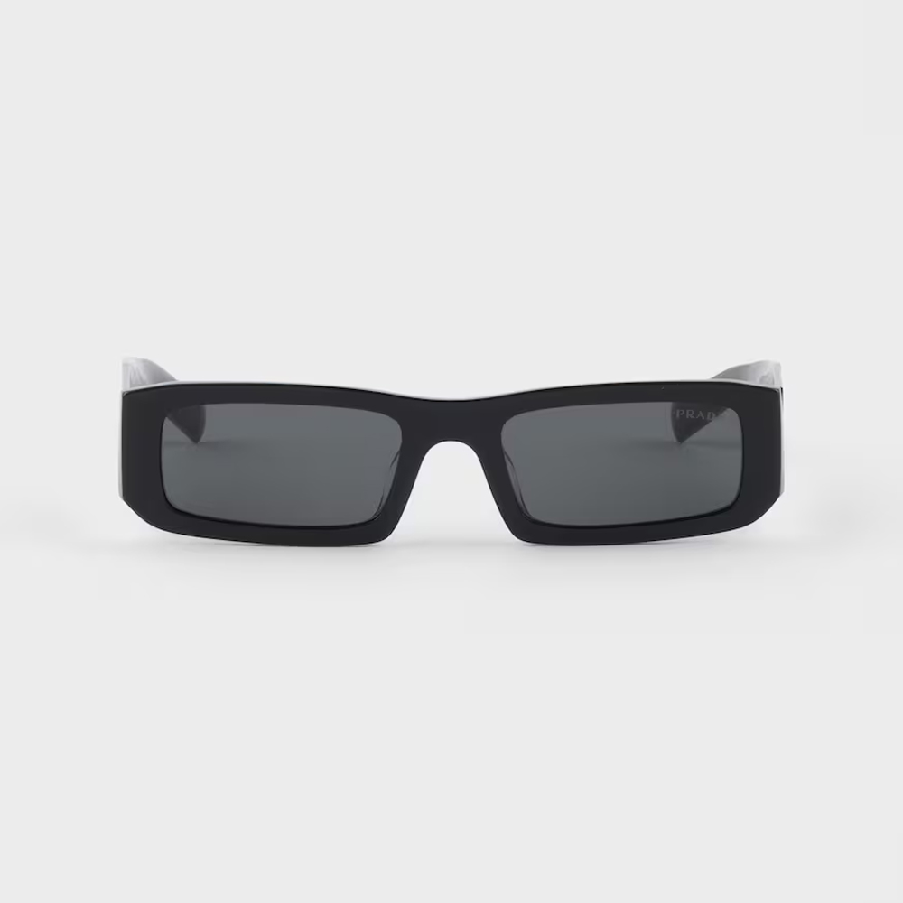 Sunglasses with triangle logo